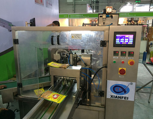300mm Rotary Packing Machine 1500g Mesin Pengemasan Kantong berdiri otomatis